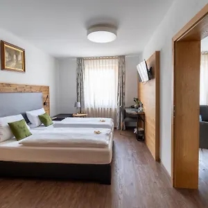 3* Hotel Zum Ehem. Koenigl. Bayr. Forsthaus